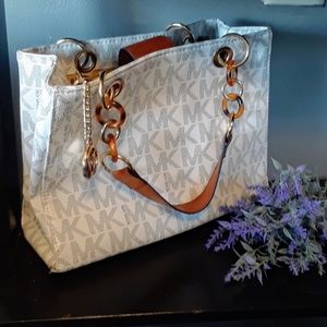 Michael Kors signature label leather tote bag.